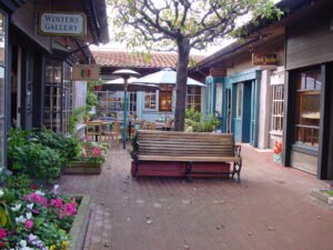 winters gallery courtyard